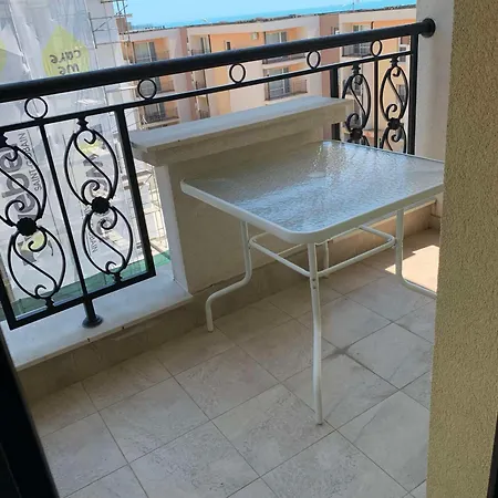 морски бряг Appartement *